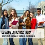 Estados Unidos restaura temporalmente el estatus de estudiantes