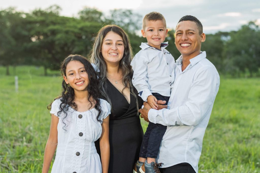 USCIS clarifies rules for family immigration visas in the US USCIS aclara reglas para visas de inmigración familiar en EE. UU.